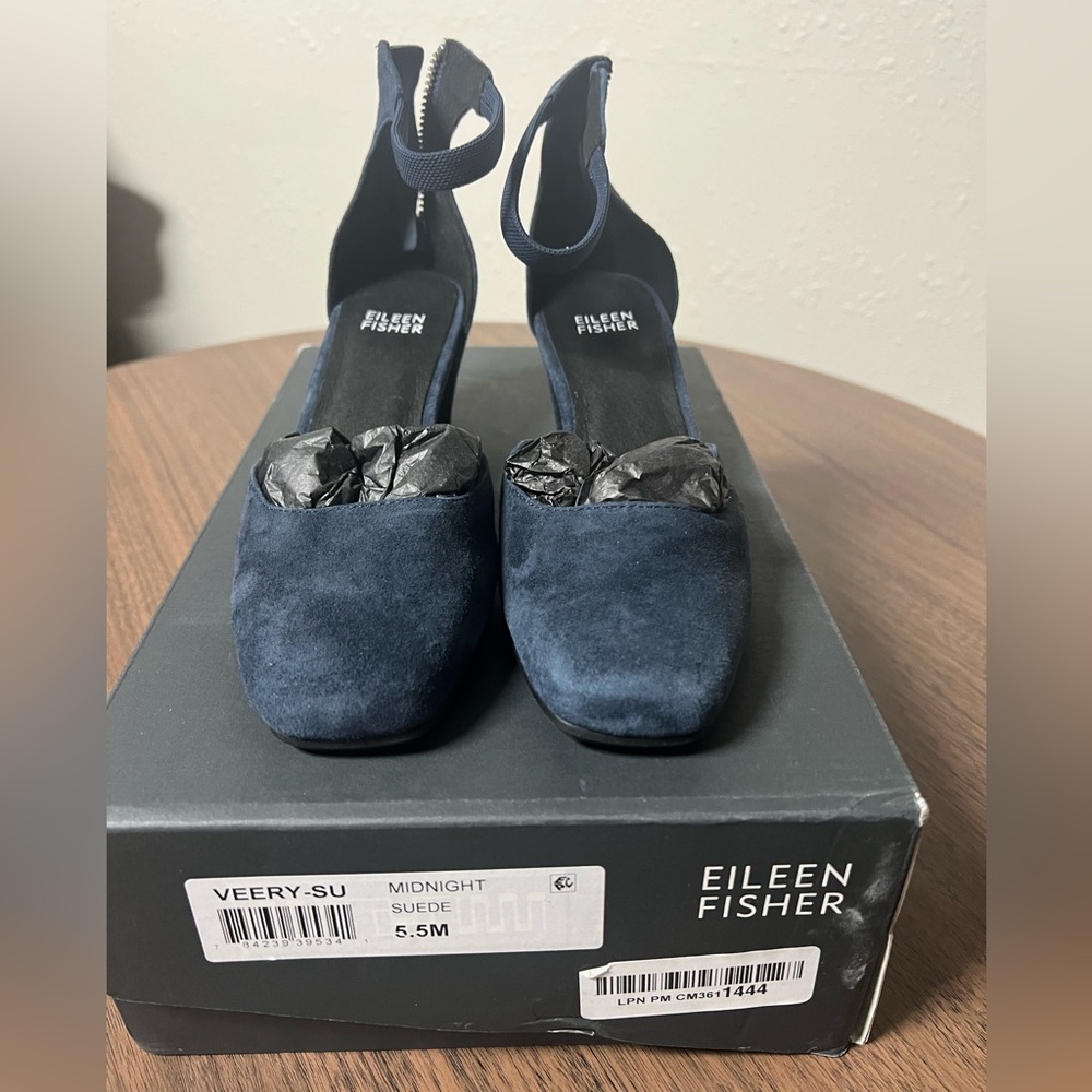New‎ Eileen Fisher Suede Veery Suede Pump in Midnight Blue